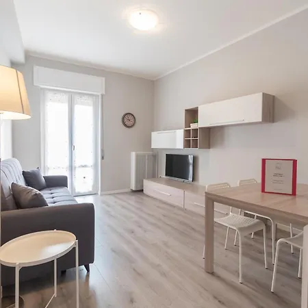 Apartment Trilocale Ospedale Civile 7 _ F&l